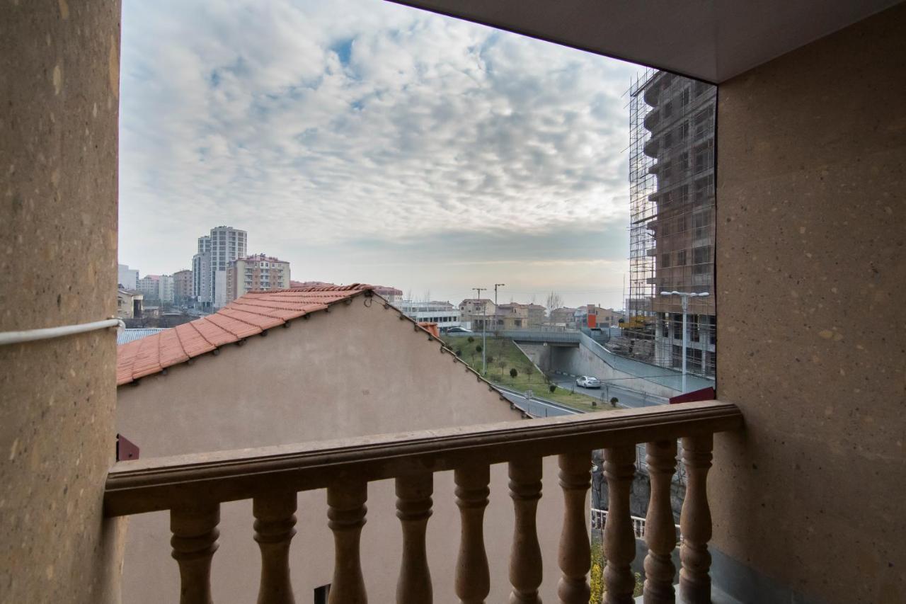 Afa Hotel & Guest House Yerevan Exterior foto