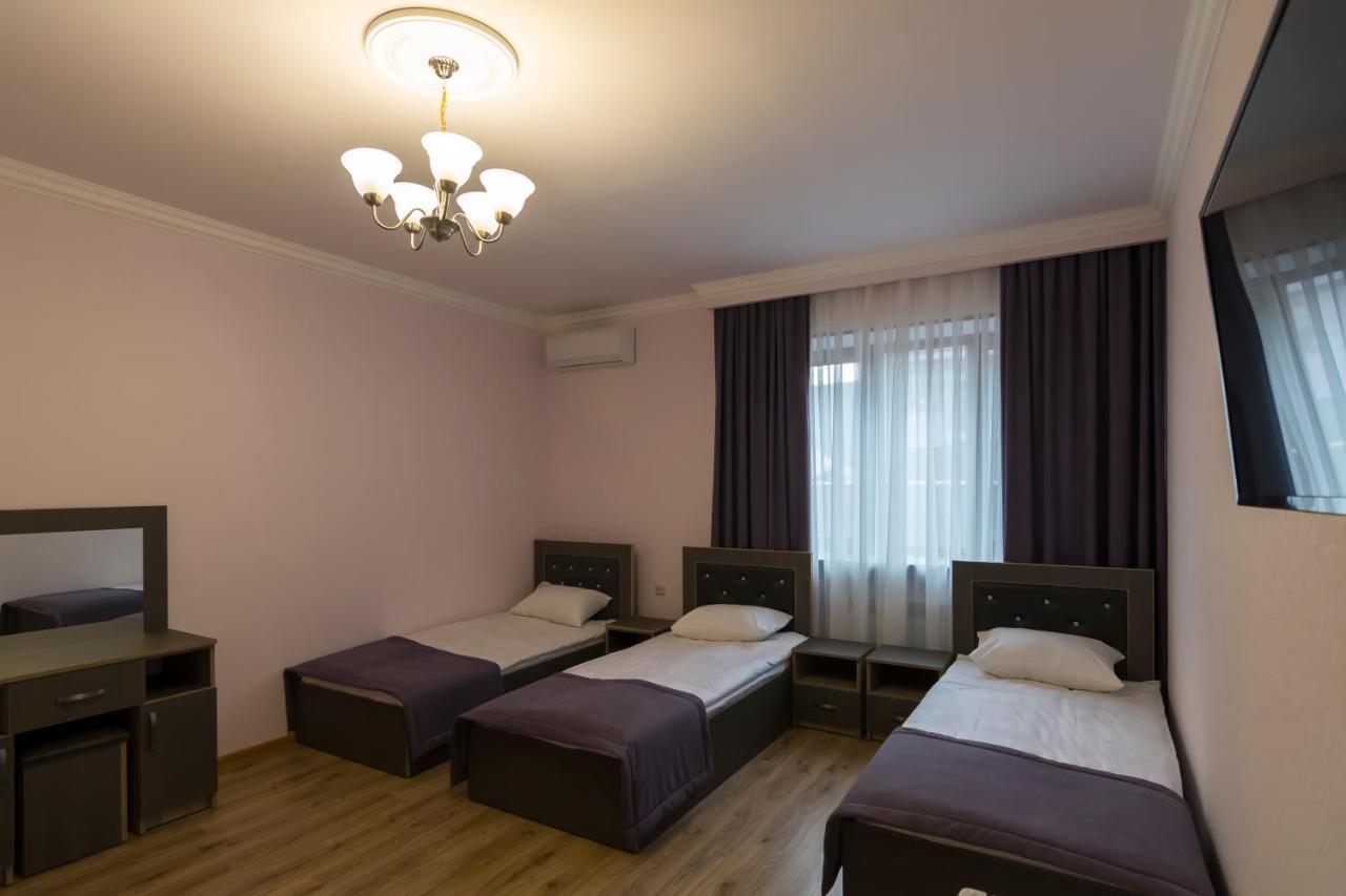 Afa Hotel & Guest House Yerevan Exterior foto