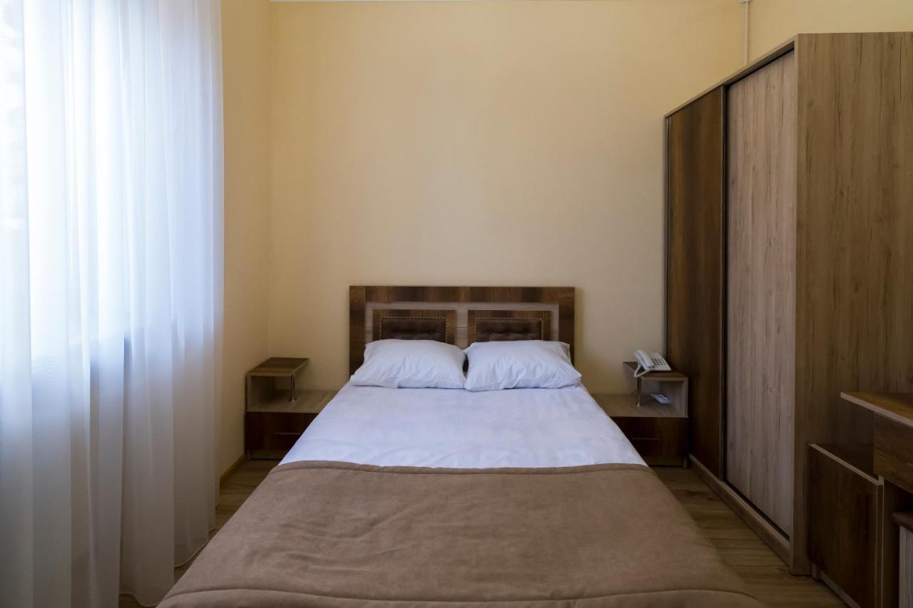 Afa Hotel & Guest House Yerevan Exterior foto