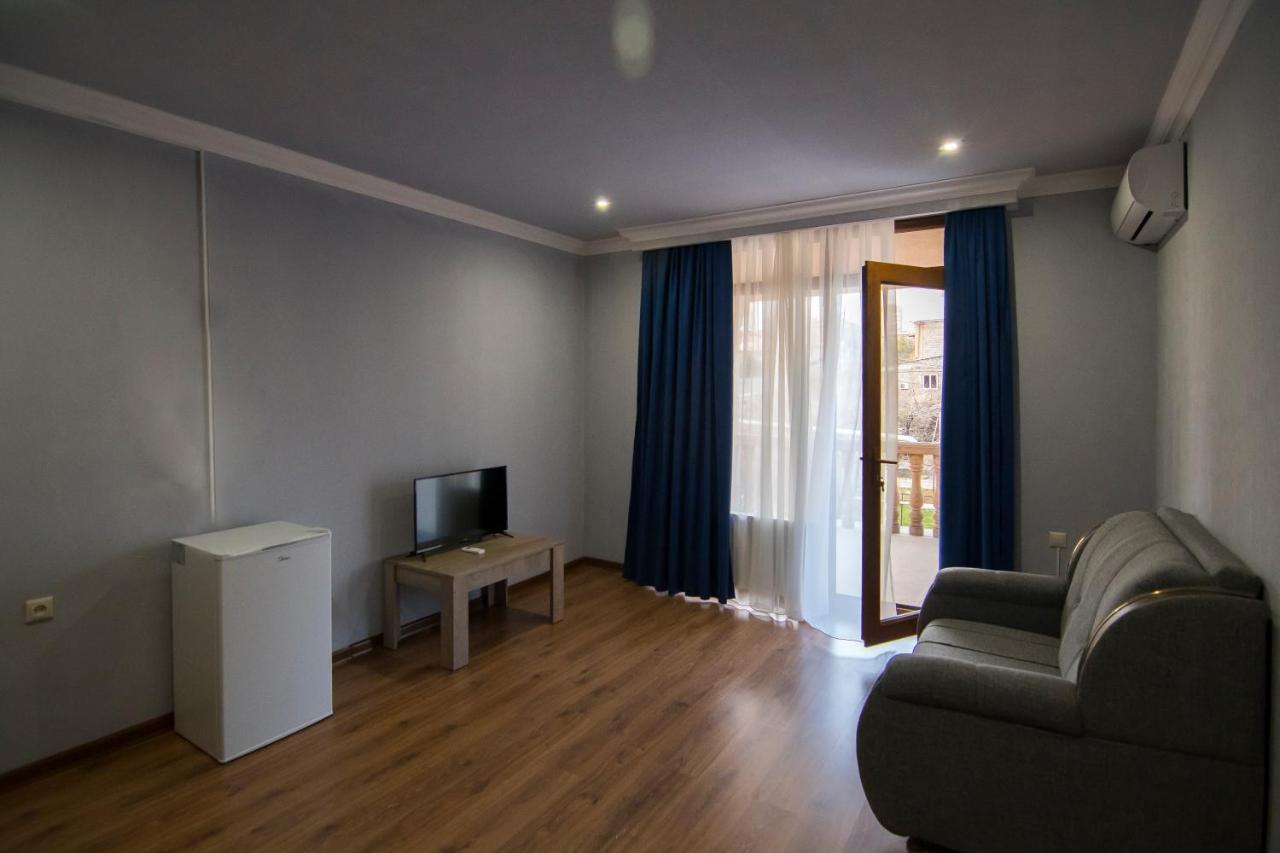 Afa Hotel & Guest House Yerevan Exterior foto