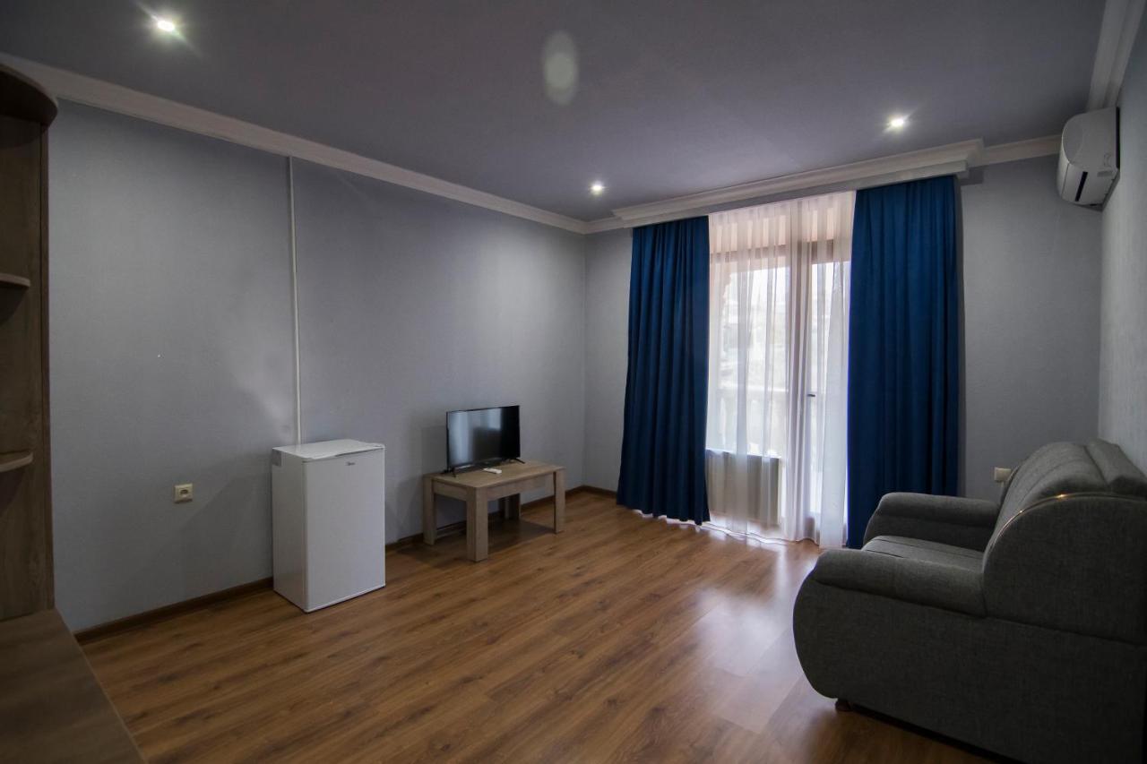 Afa Hotel & Guest House Yerevan Exterior foto